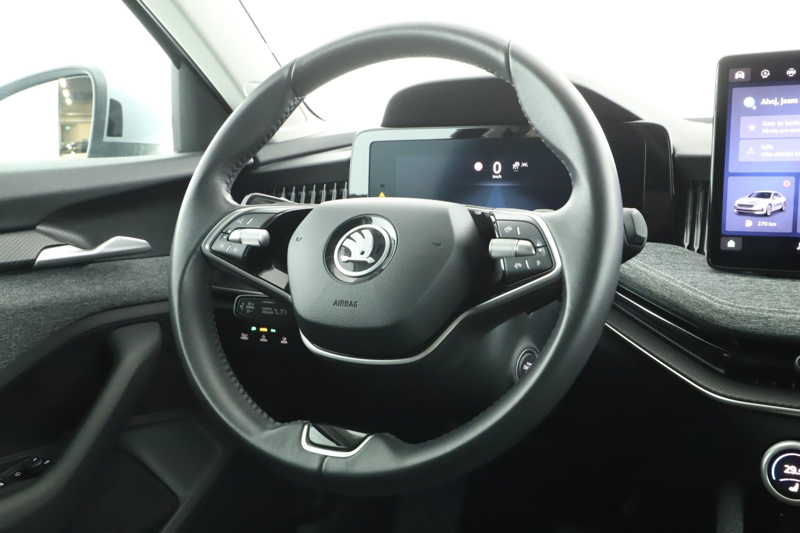 Škoda Superb - 2024