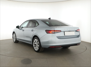 Škoda Superb - 2024