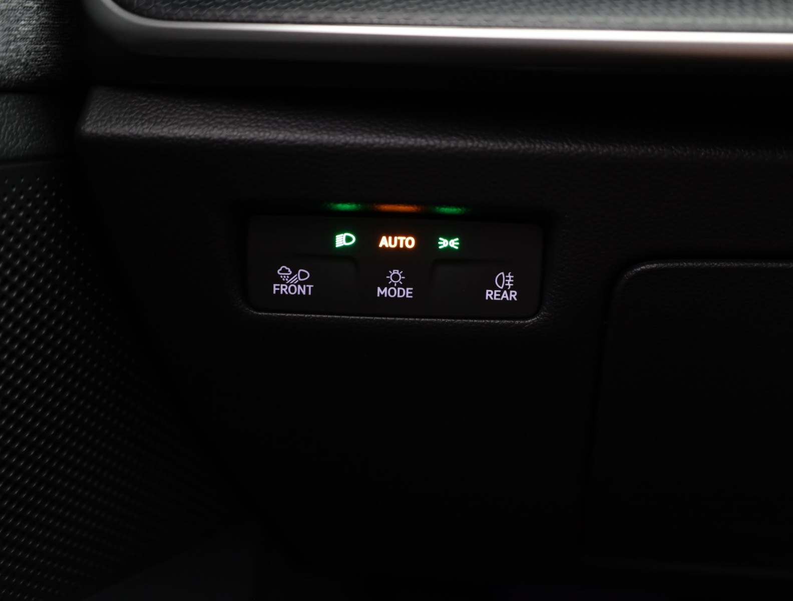 Škoda Superb - 2024