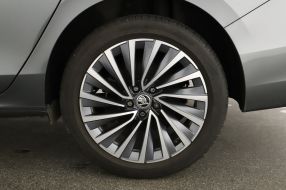 Škoda Superb - 2024