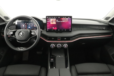 Škoda Superb - 2024