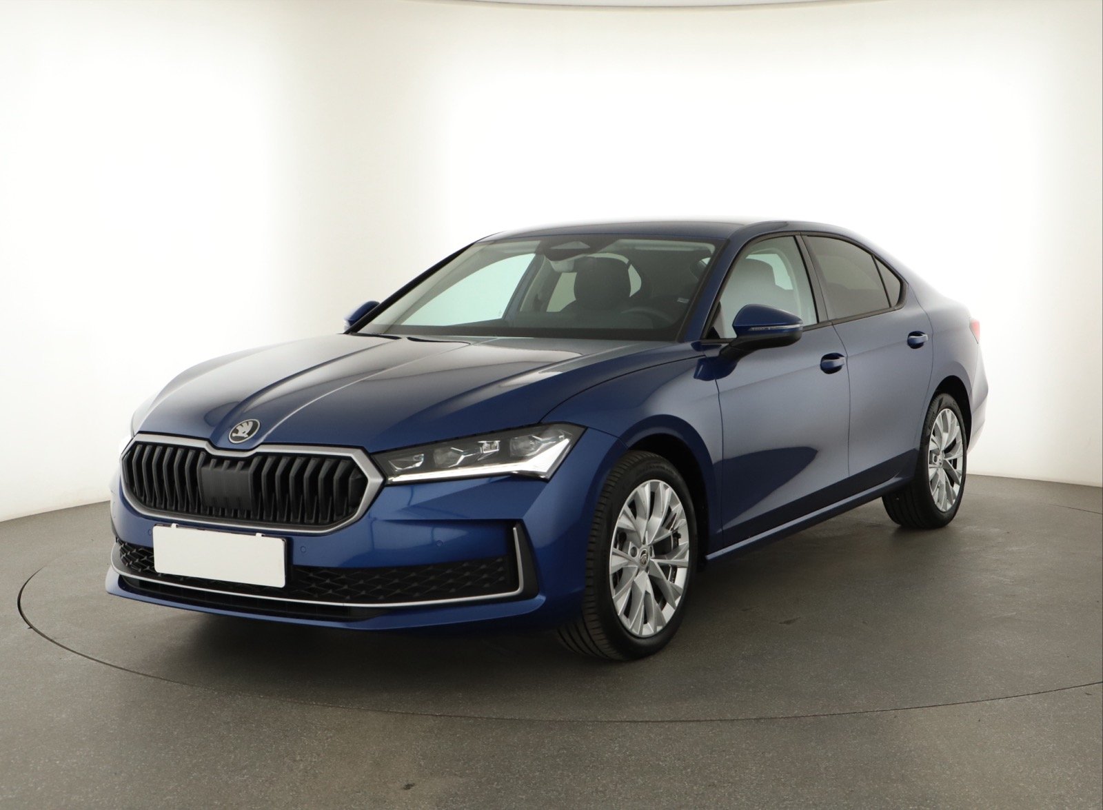 Škoda Superb - 2024