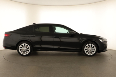 Škoda Superb - 2024