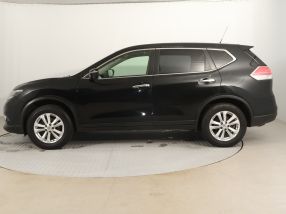 Nissan X-Trail - 2015