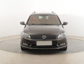 Volkswagen Passat - 2012