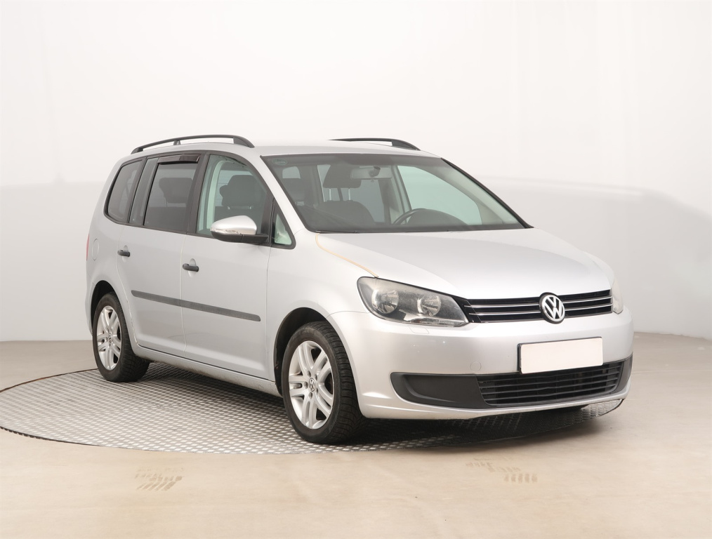 Volkswagen Touran, 2010, 1.6 TDI, 77kW