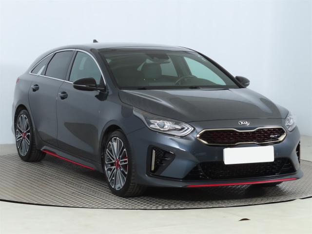 Kia ProCeed 2022