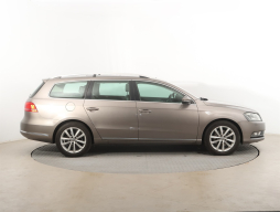 Volkswagen Passat 2011