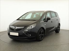 Opel Zafira - 2015