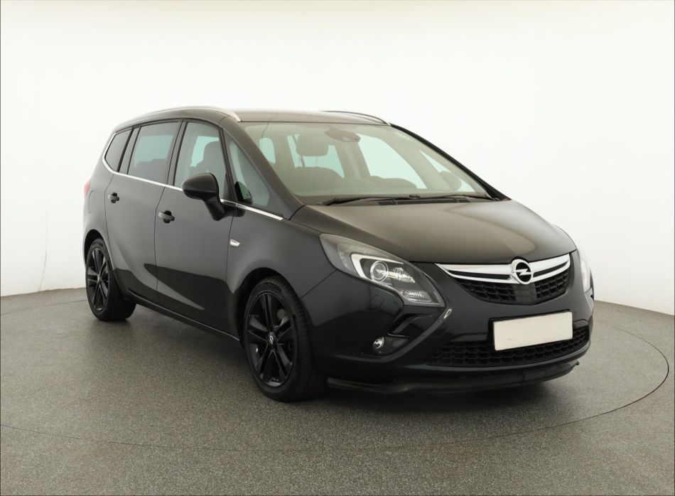 Opel Zafira - 2015