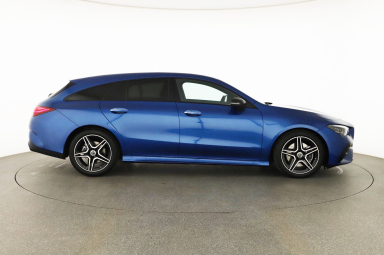 Mercedes-Benz CLA - 2024