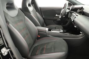 Mercedes-Benz CLA - 2024