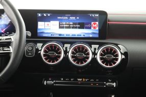 Mercedes-Benz CLA - 2024