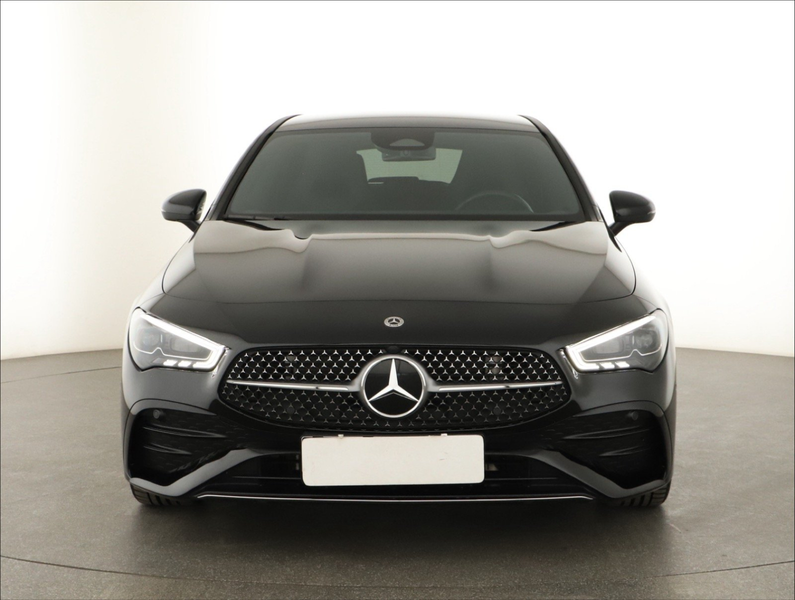 Mercedes-Benz CLA - 2024