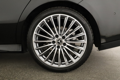 Mercedes-Benz CLA - 2024