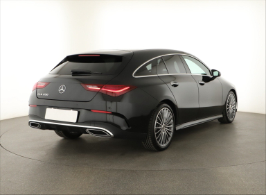 Mercedes-Benz CLA - 2024