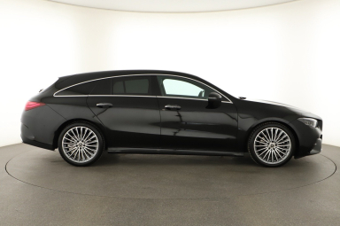 Mercedes-Benz CLA - 2024