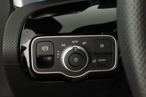 Mercedes-Benz CLA - 2024
