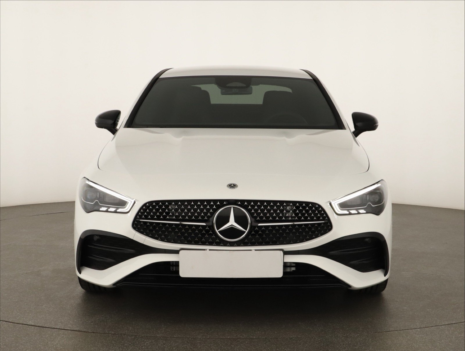 Mercedes-Benz CLA - 2024