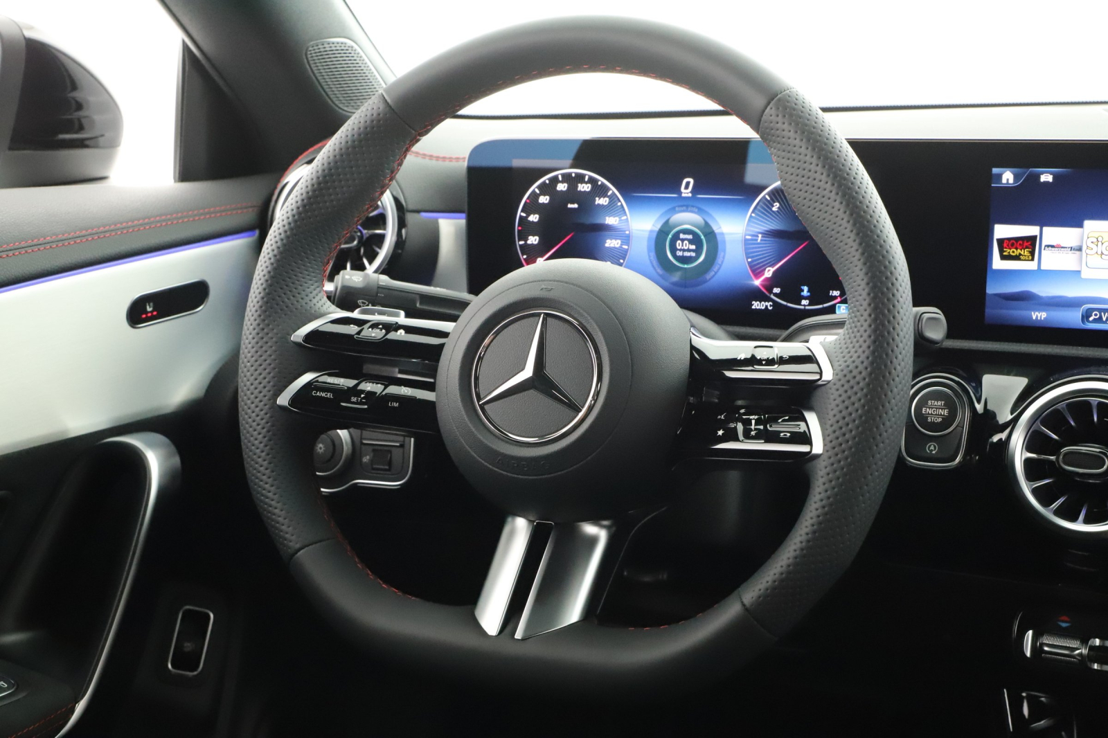 Mercedes-Benz CLA - 2024