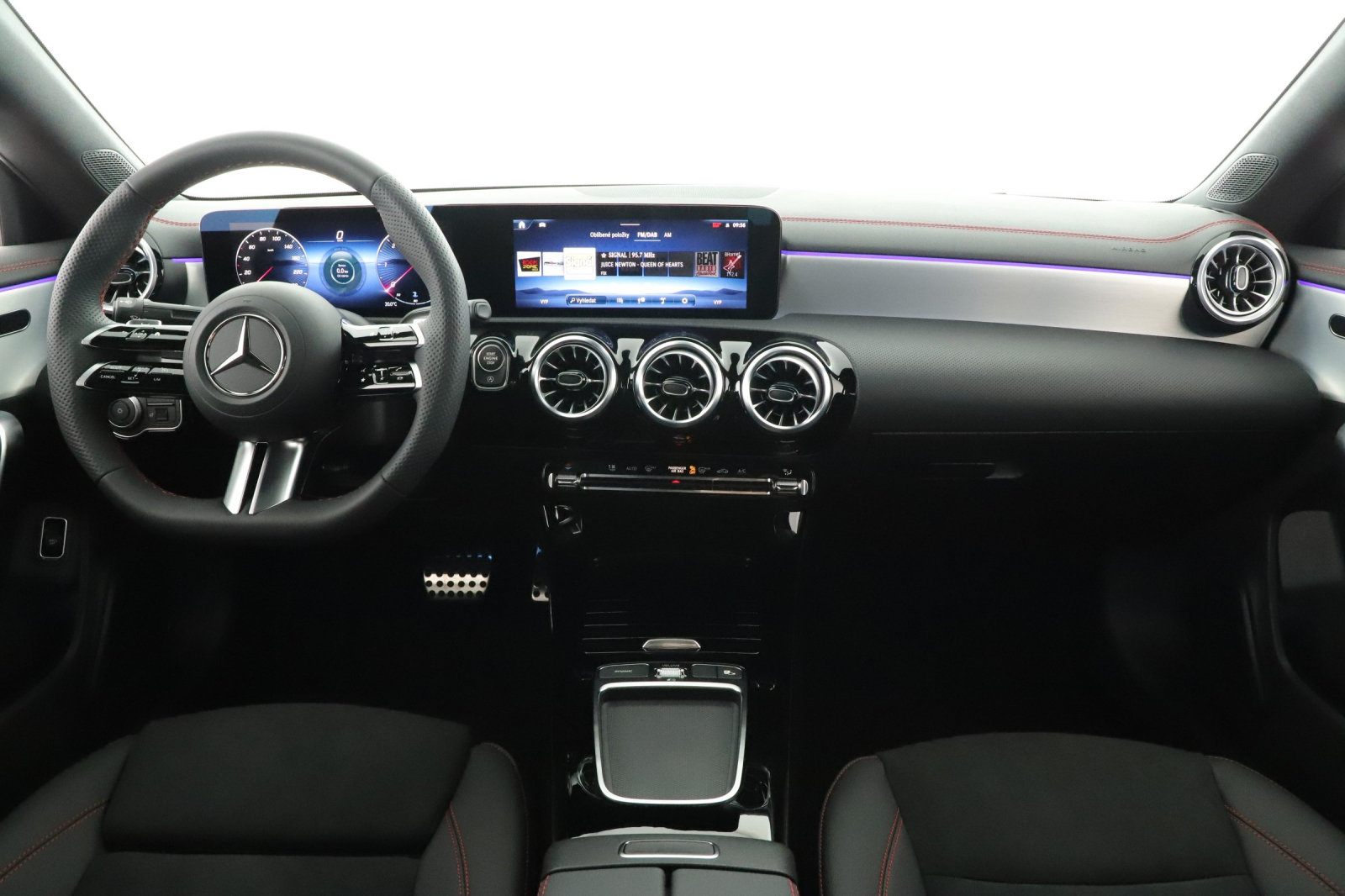 Mercedes-Benz CLA - 2024