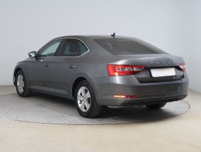 Skoda Superb - 2022