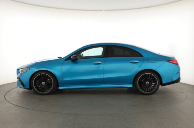Mercedes-Benz CLA - 2024