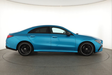 Mercedes-Benz CLA - 2024