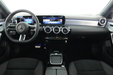 Mercedes-Benz CLA - 2024