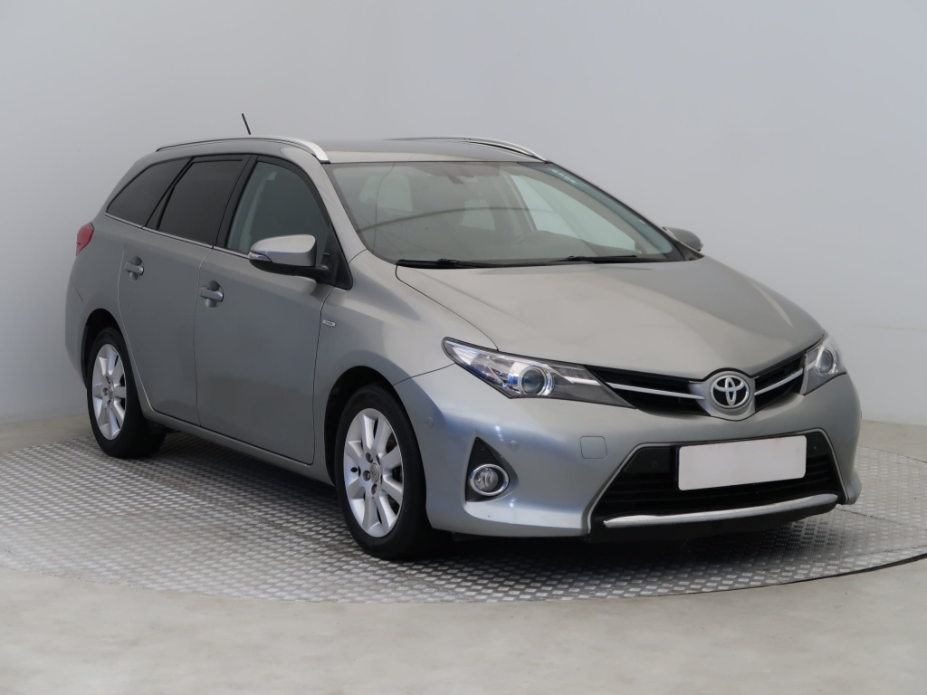 Toyota Auris, 2013, 1.4 D-4D, 66kW