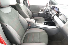 Mercedes-Benz GLB - 2024