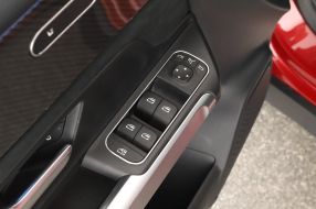 Mercedes-Benz GLB - 2024
