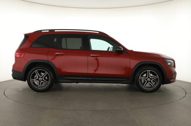 Mercedes-Benz GLB - 2024