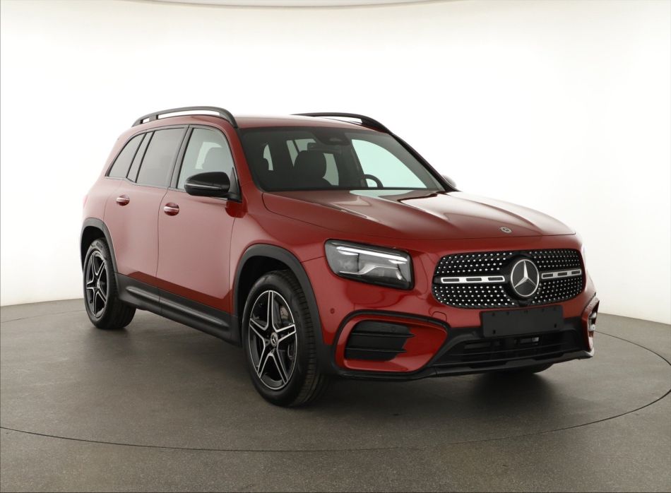 Mercedes-Benz GLB - 2024