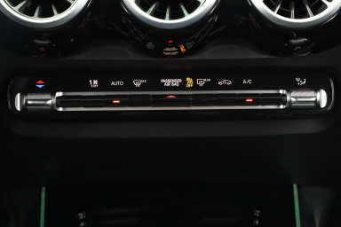 Mercedes-Benz GLB - 2024