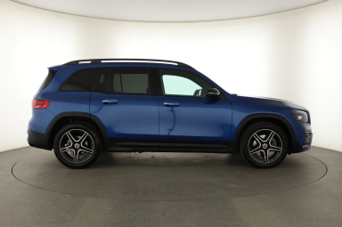 Mercedes-Benz GLB - 2024