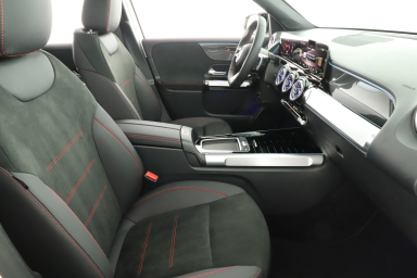 Mercedes-Benz GLB - 2024