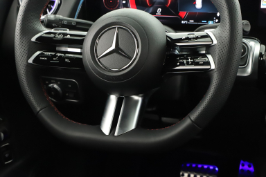 Mercedes-Benz GLB - 2024