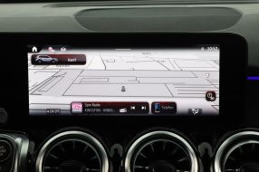 Mercedes-Benz GLB - 2024