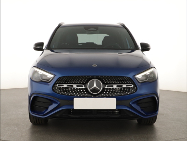 Mercedes-Benz GLA - 2024