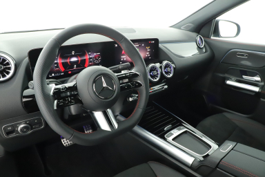 Mercedes-Benz GLA - 2024