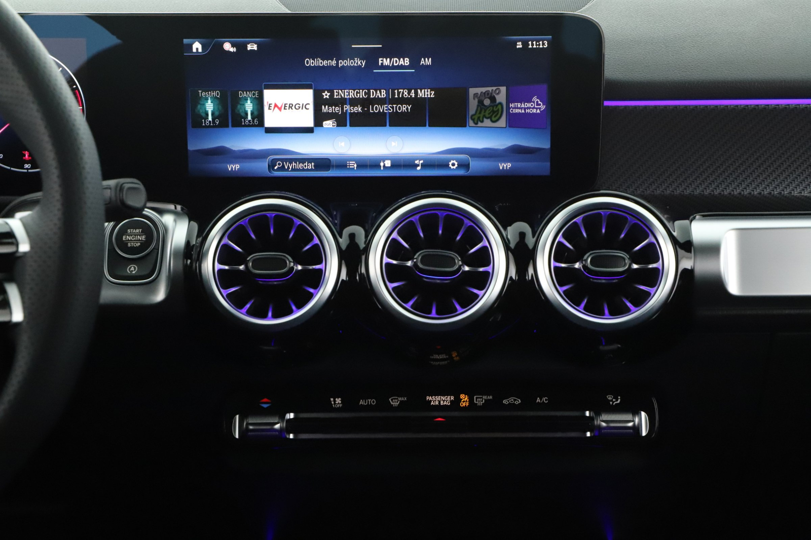 Mercedes-Benz GLB - 2024