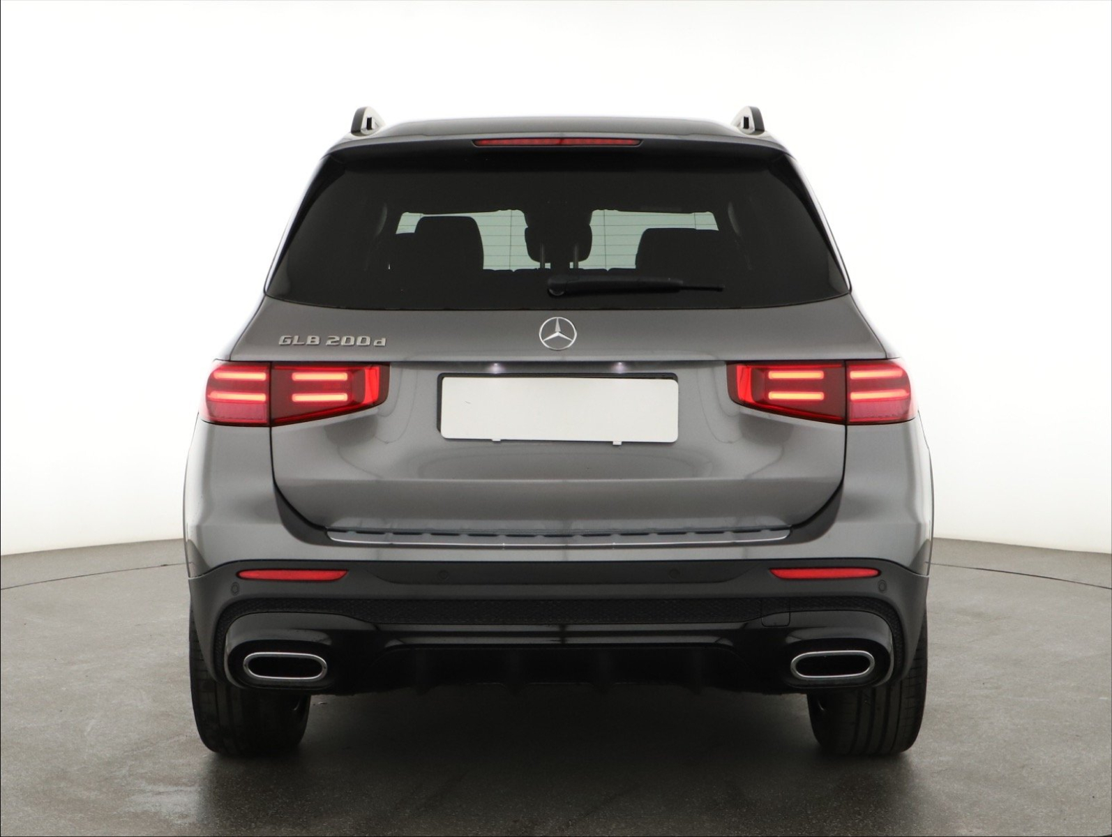 Mercedes-Benz GLB - 2024