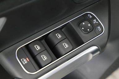 Mercedes-Benz GLB - 2024