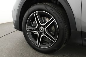 Mercedes-Benz GLB - 2024