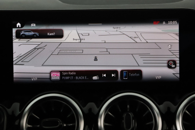 Mercedes-Benz GLA - 2024