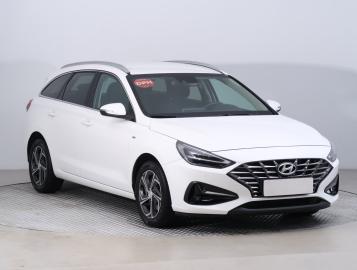 Hyundai i30, 2022