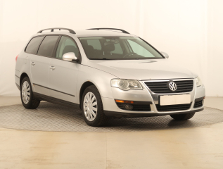 Volkswagen Passat, 2010