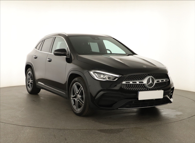 Mercedes-Benz GLA 2023