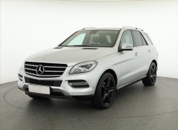 Mercedes-Benz ML 2015